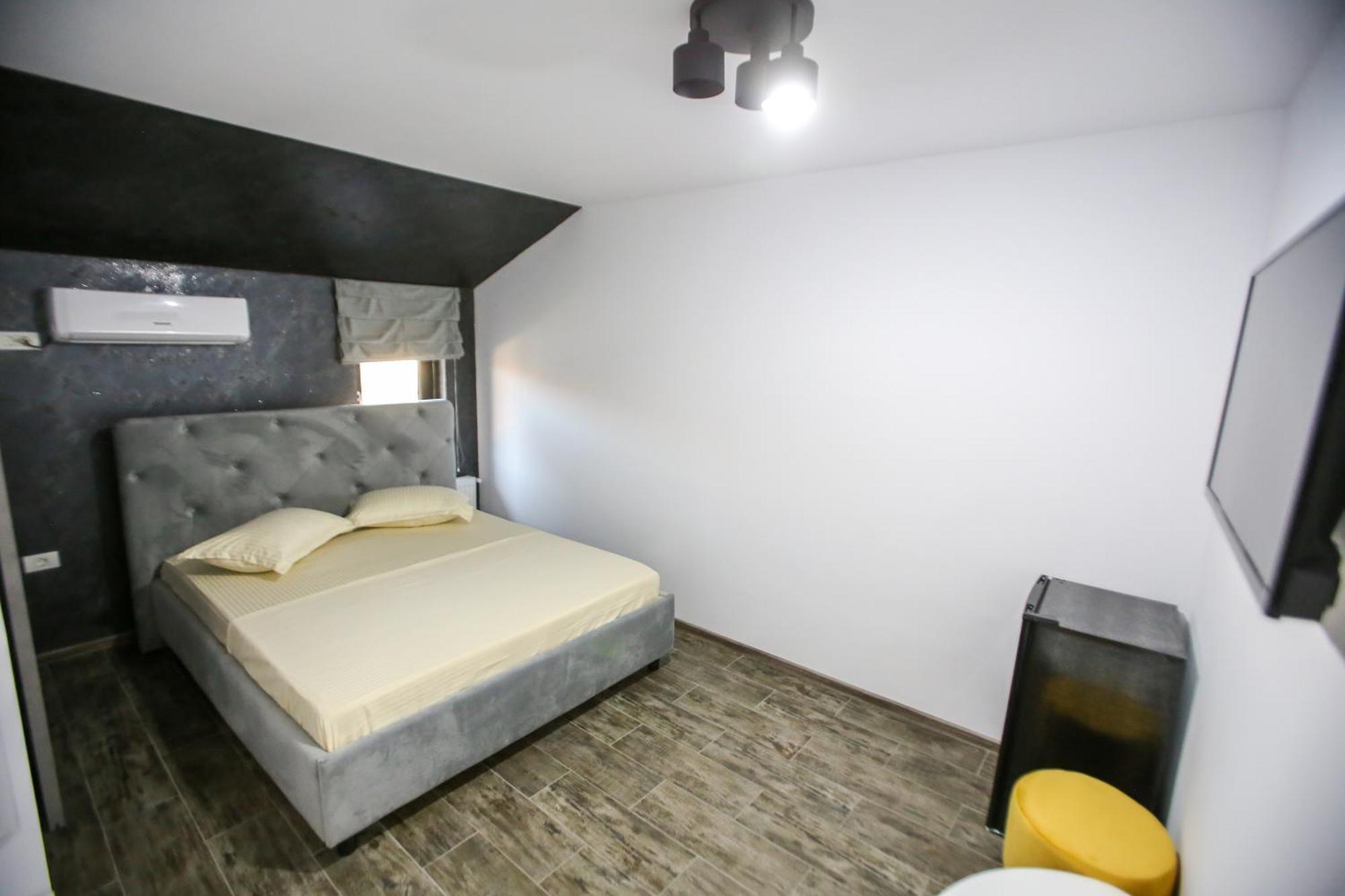 Casa Kevin 호텔 Năvodari 외부 사진