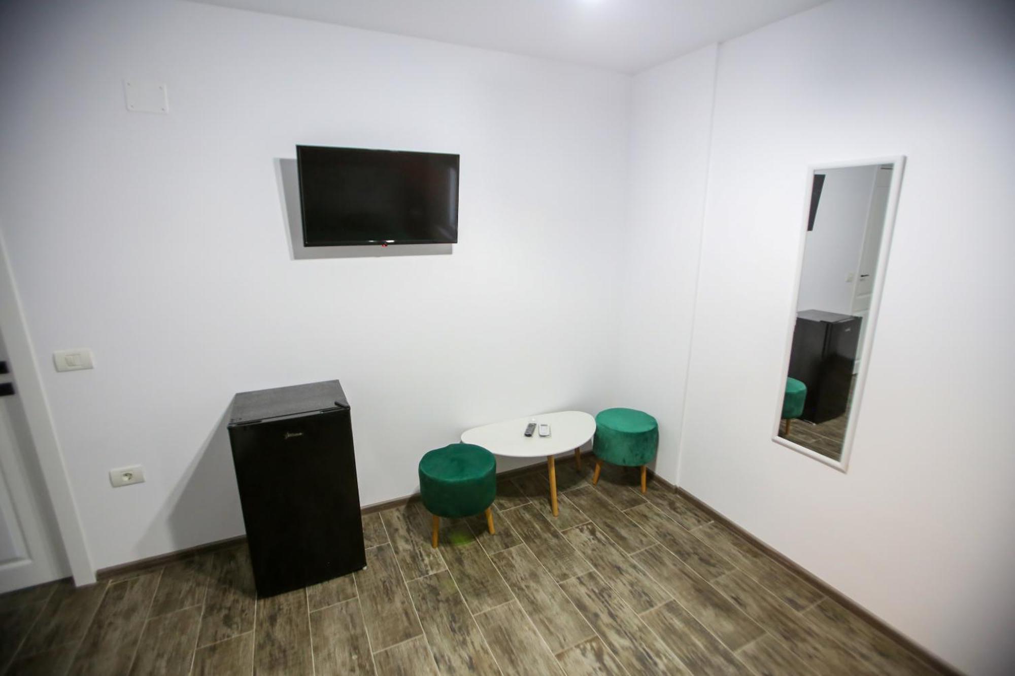 Casa Kevin 호텔 Năvodari 외부 사진